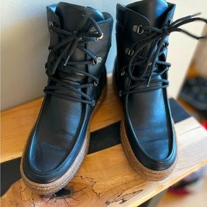 NiB, $790 Aquatalia Taelyn weatherproof 100% Italian leather boots - size 12